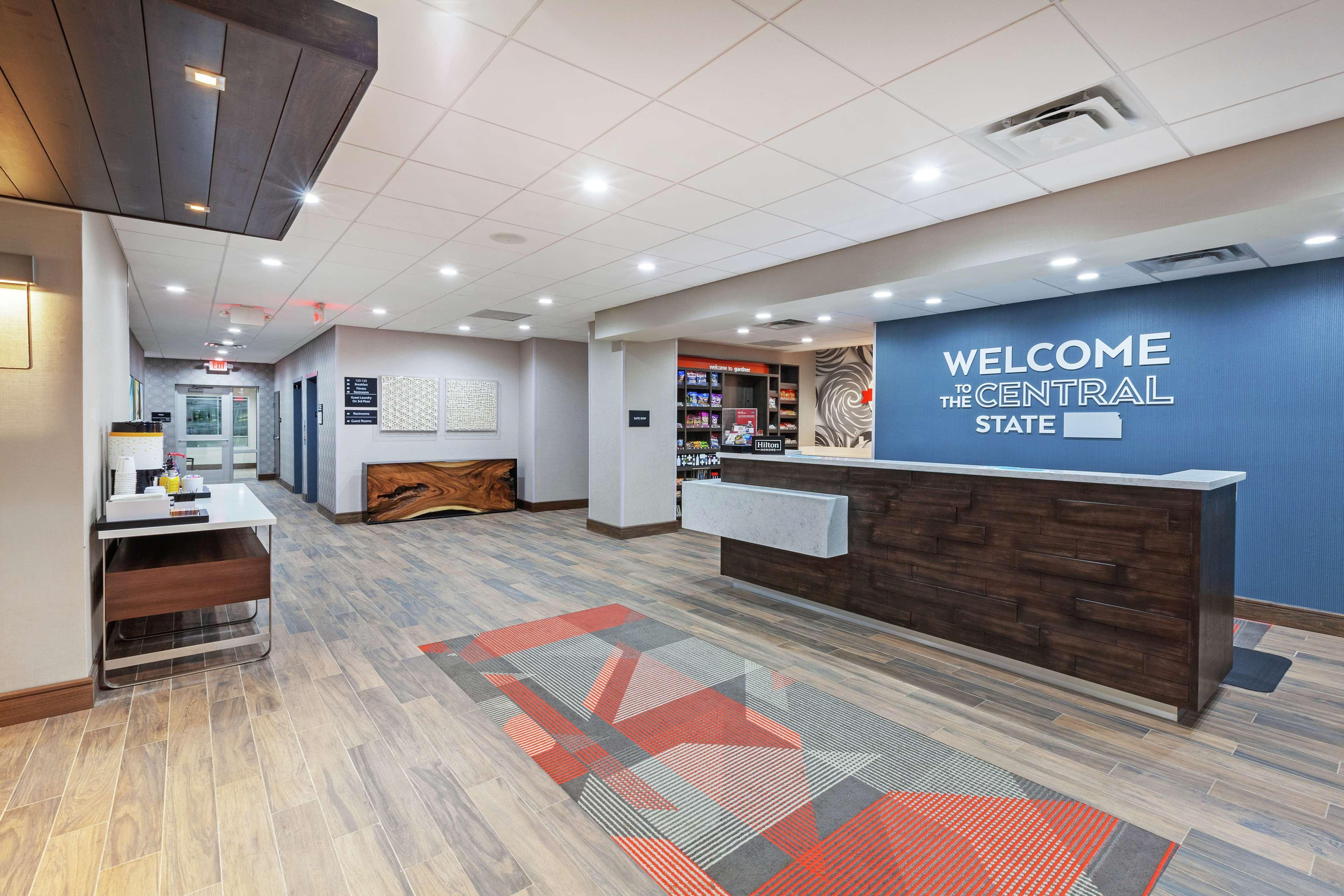 Hampton Inn Gardner 외부 사진