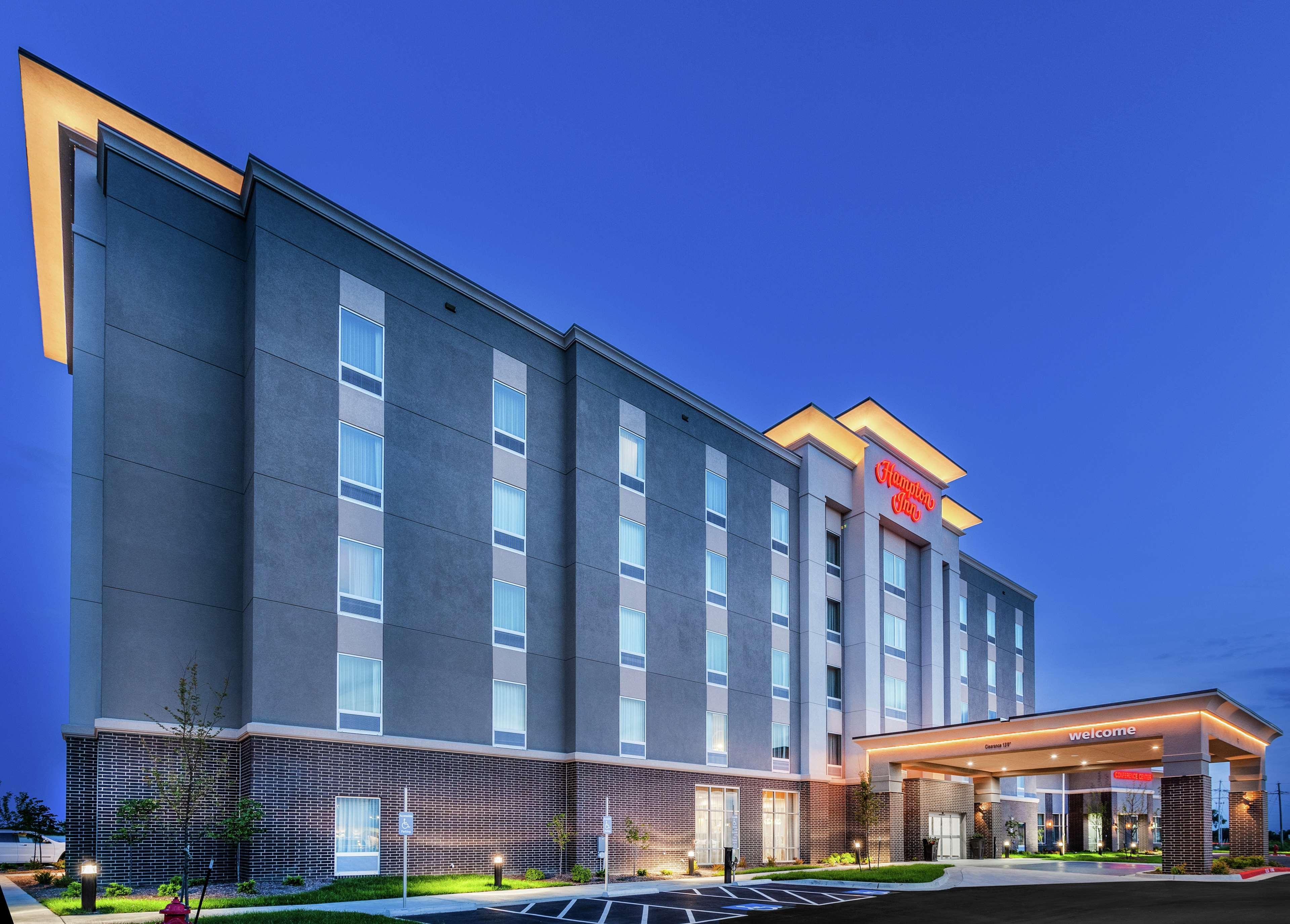 Hampton Inn Gardner 외부 사진
