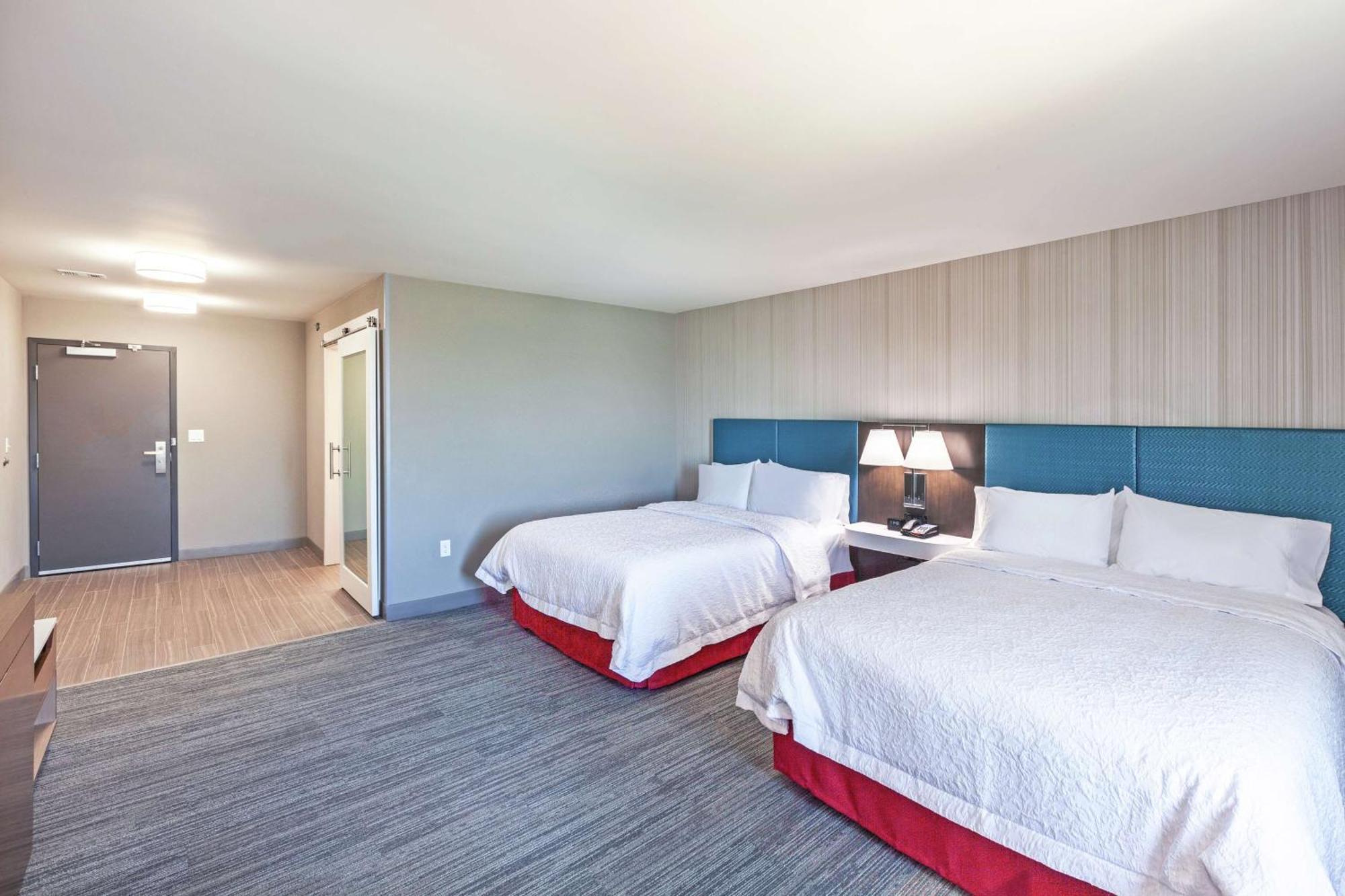 Hampton Inn Gardner 외부 사진